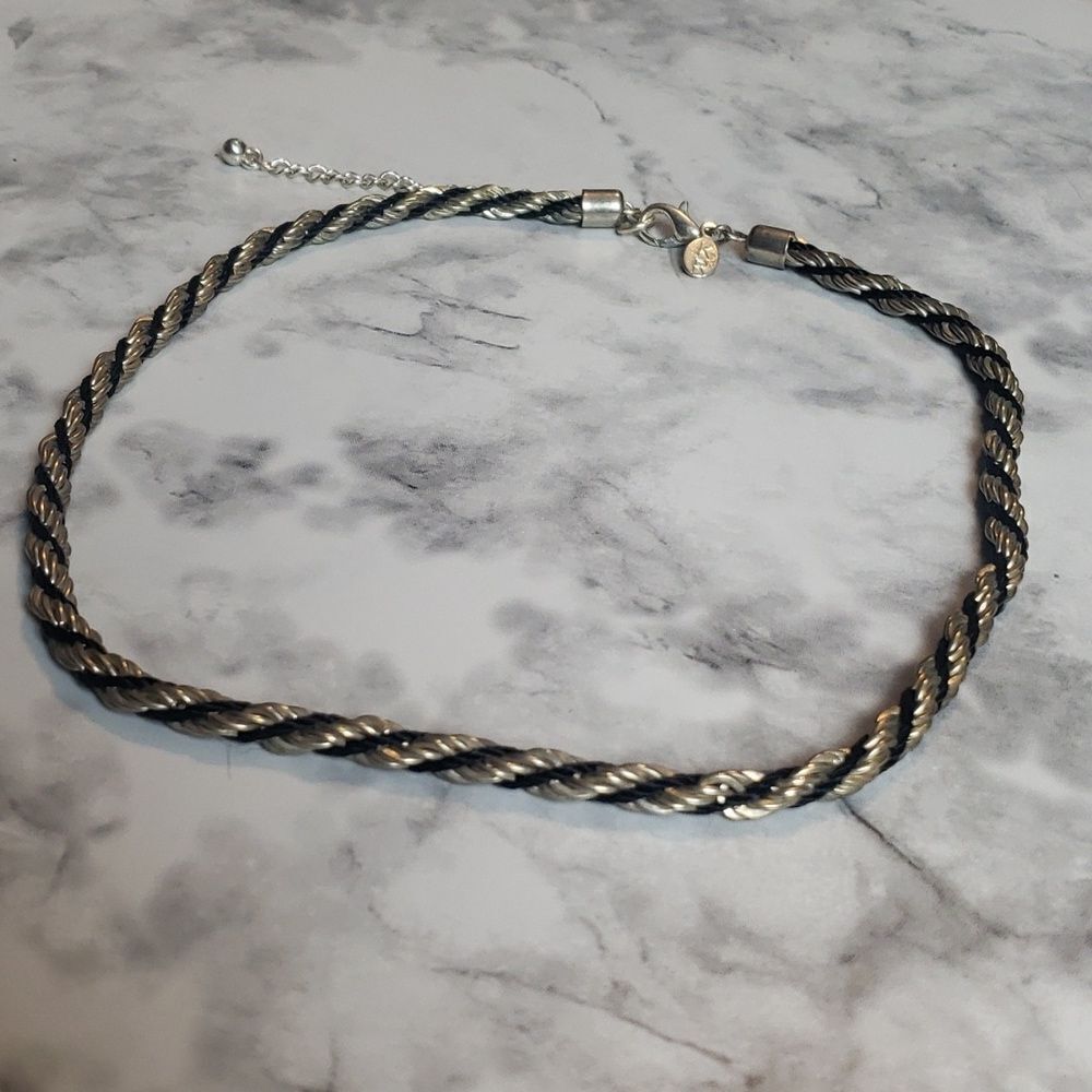 ‎KR Vintage Silver and Black Necklace